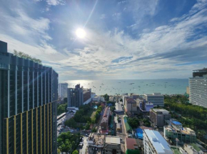 THE BASE Central Pattaya